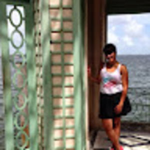 Meet your Posher, Daniela